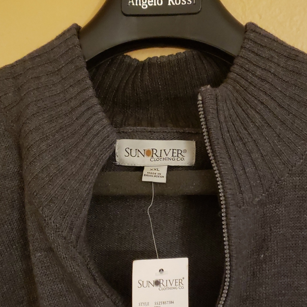 Sweater - Picture 3 of 3